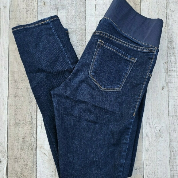 Old Navy Maternity Jeans, Size 4 - Picture 2 of 4